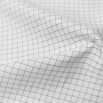 Biały 7MM Grid 65% Polyester + 32% Bawełna + 2% Włókna węglowego T / C ESD Tkanina antystatyczna do odzieży czystej