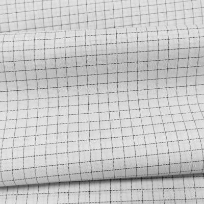 Biały 7MM Grid 65% Polyester + 32% Bawełna + 2% Włókna węglowego T / C ESD Tkanina antystatyczna do odzieży czystej