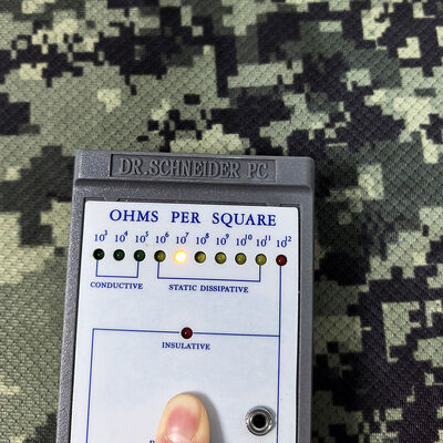 Dzianina ESD o wysokiej wydajności z nadrukiem kamuflażowym i diamentowym wzorem – 87% poliester + 13% włókno węglowe