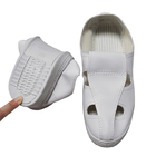 Białe, bezpyłowe, zmywalne buty ochronne ESD z antypoślizgową podeszwą z PVC